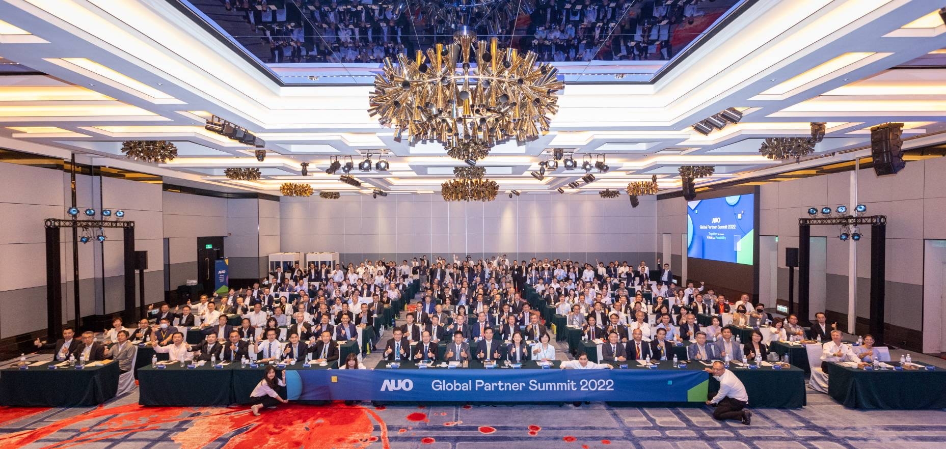 Maxman | 万博推動「安心、創新、用心、同心、盡心」五星職旅，為菲籍員工打造全方位照護，首度贏得「人權實踐與發展領袖獎」殊榮