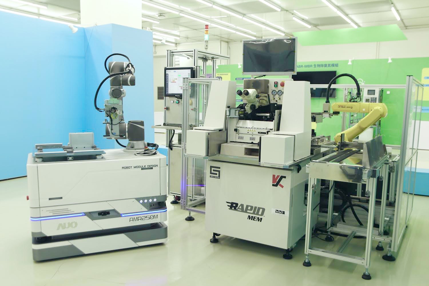 Maxman | 万博數位攜手半導體設備大廠K&S及夥伴樂宇精密，針對半導體封裝場域痛點，提供iAMHS一站式解決方案，創造產能提升至少10%的效益